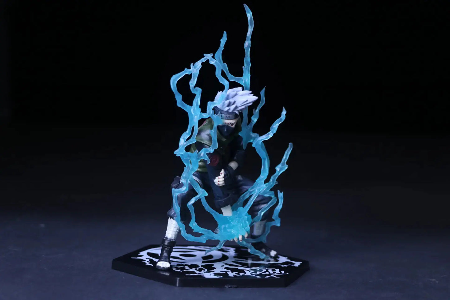 Naruto Figurines: Kakashi & Shikamaru (2 Styles) Aura Setup