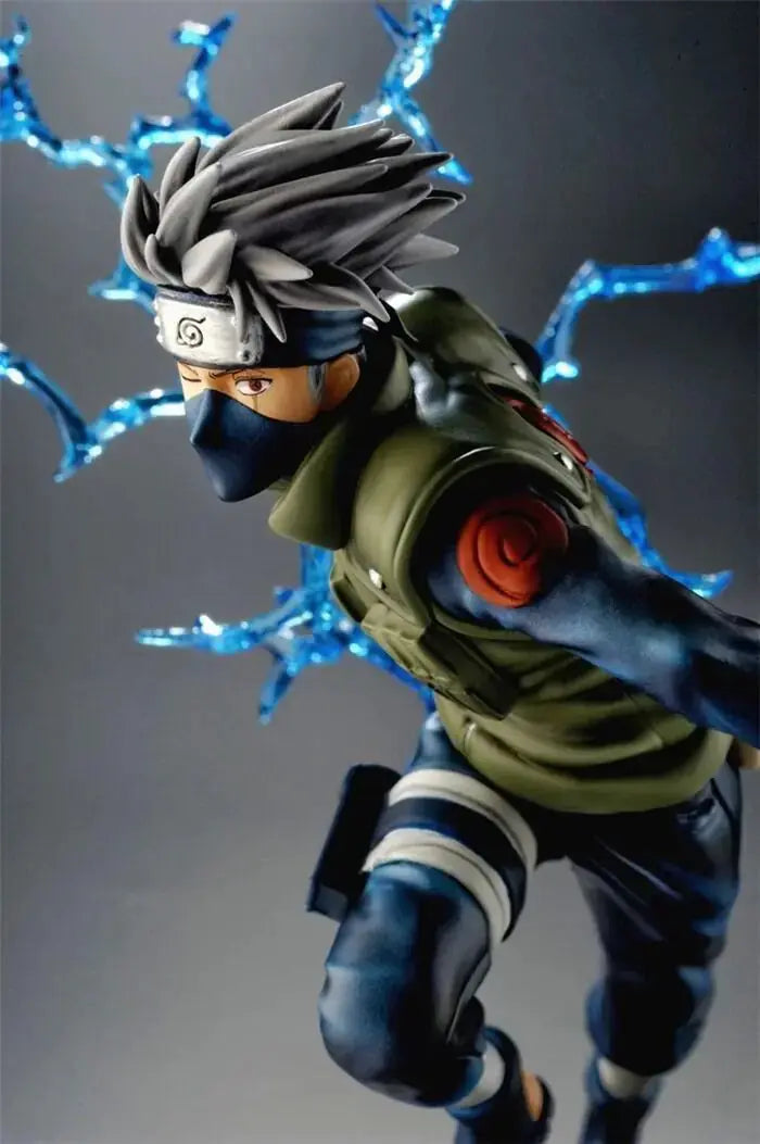 Naruto Figurines: Kakashi & Shikamaru (2 Styles) Aura Setup